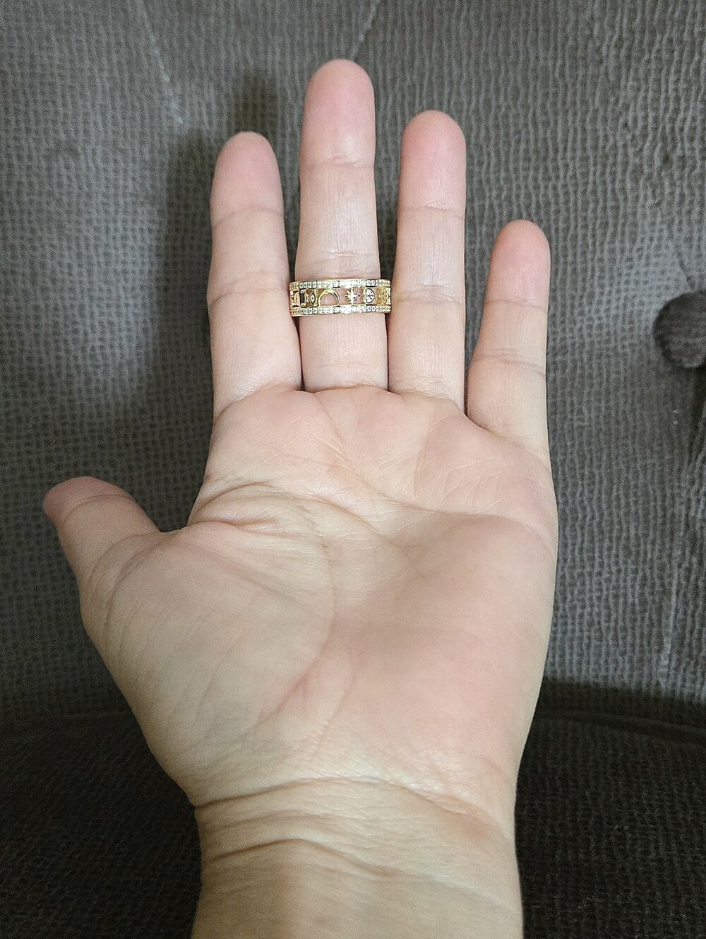 Neo Relique Gold💛 Double✌️ Band Ring💍 with Symbols - NIB - Picture 7 of 16